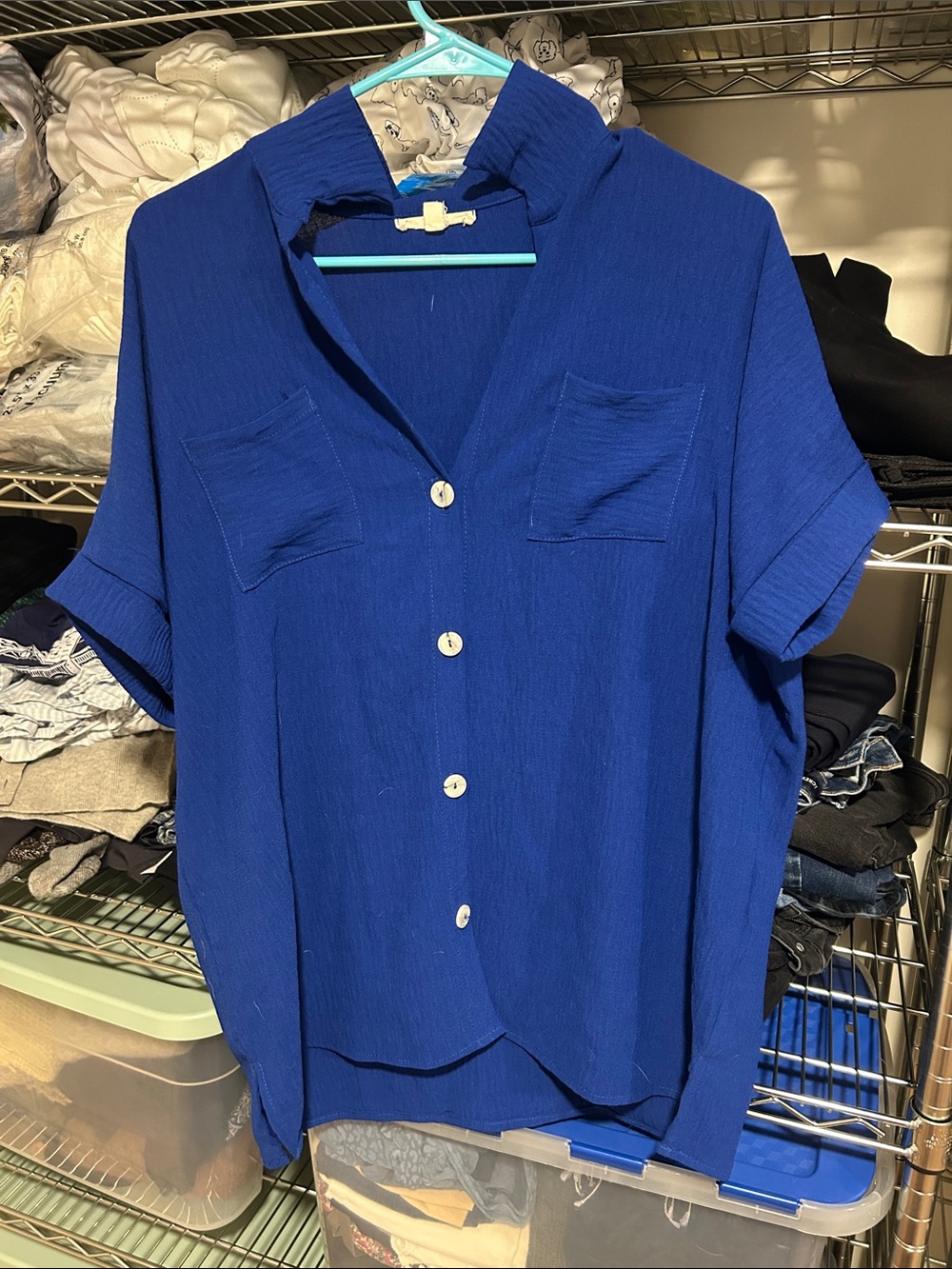 Relaxed Button-Front Short Sleeve Shirt in Royal Blue